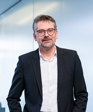 Andreas Pabst <br>(CFO)